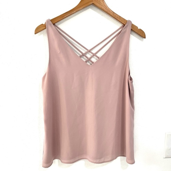 Express Tops - EXPRESS blush pink v-neck sleeveless blouse size small